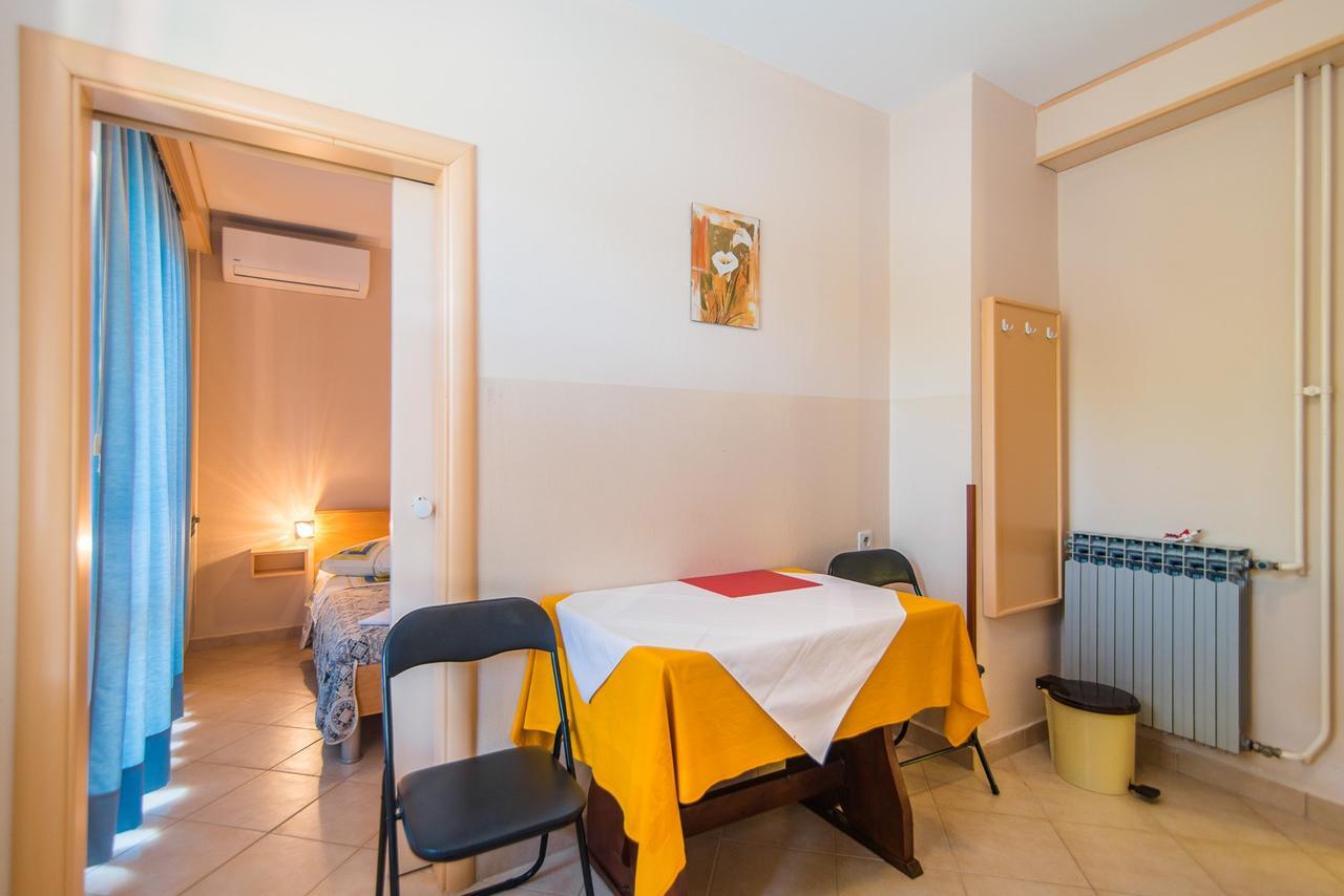 Apartment Vilma פונטנה מראה חיצוני תמונה